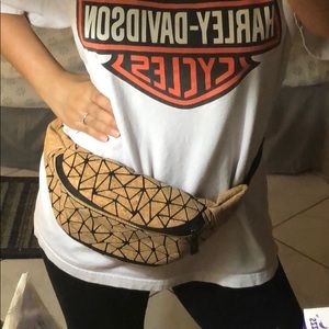Geometric cork fanny pack